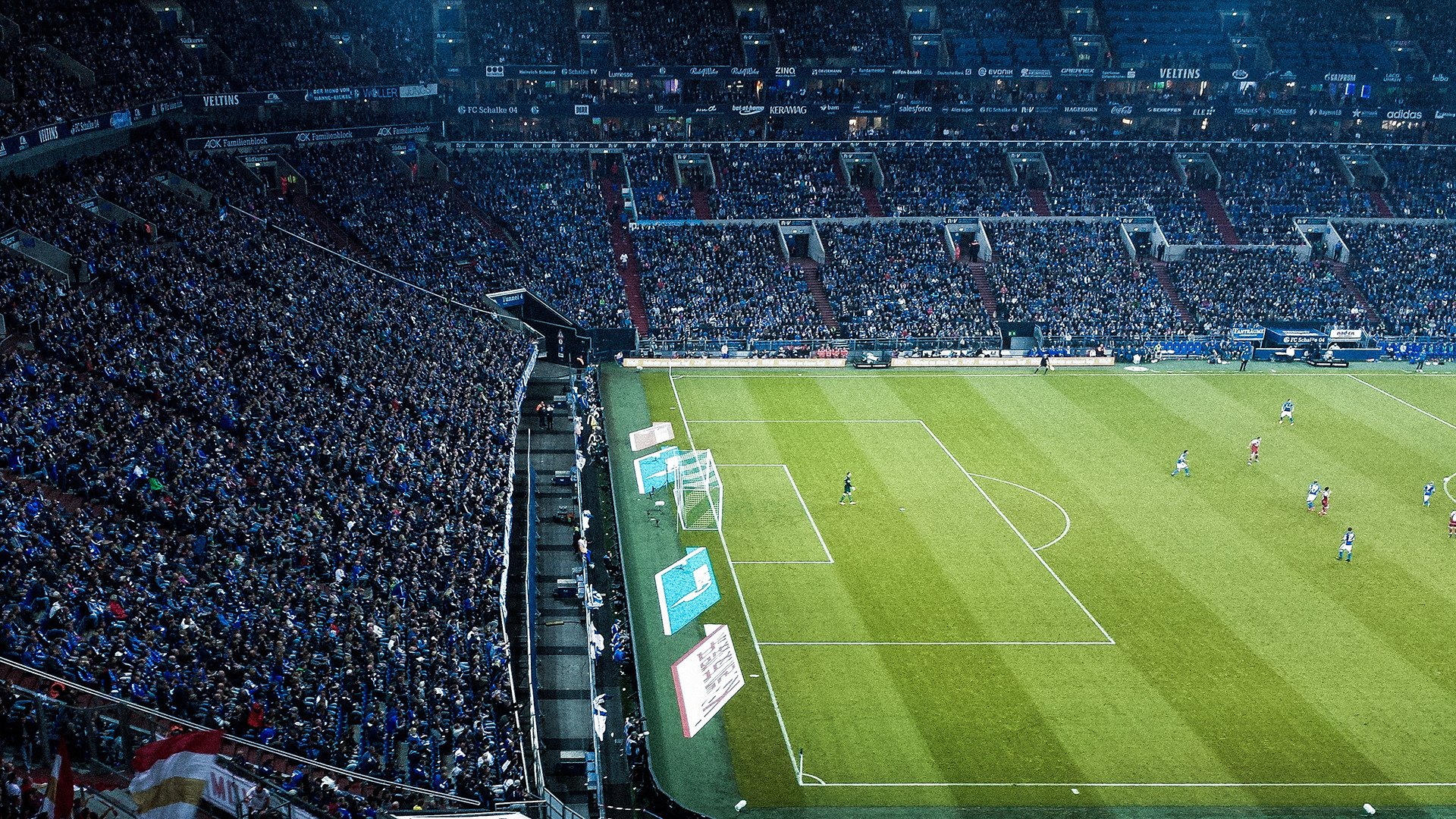 九游sports-“英超积分榜形势复杂，争冠形势日益严峻”，英超积分榜超