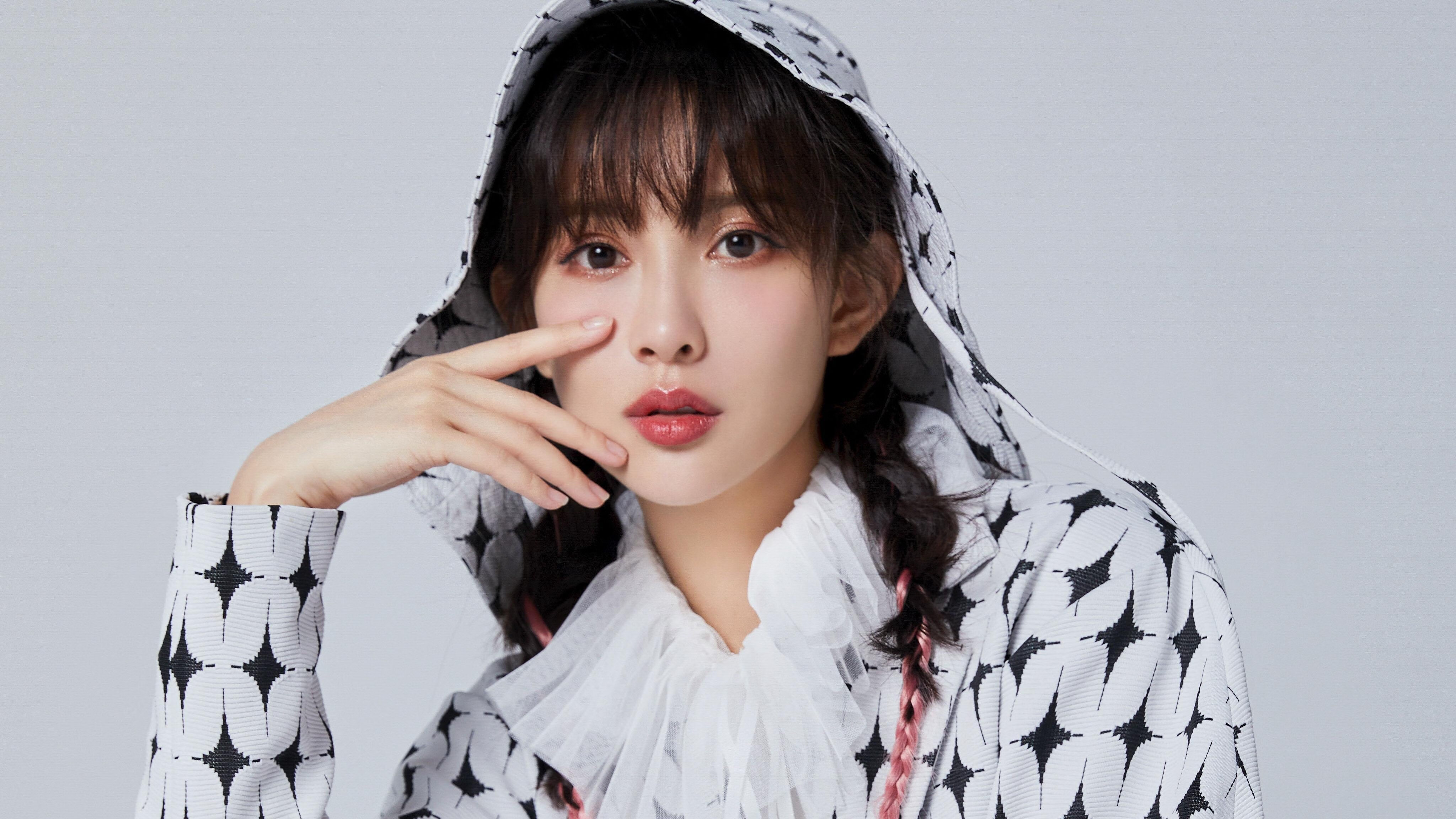 -“高速超车：在弯道中破风前行的瞬间”，高速超车道行车规则