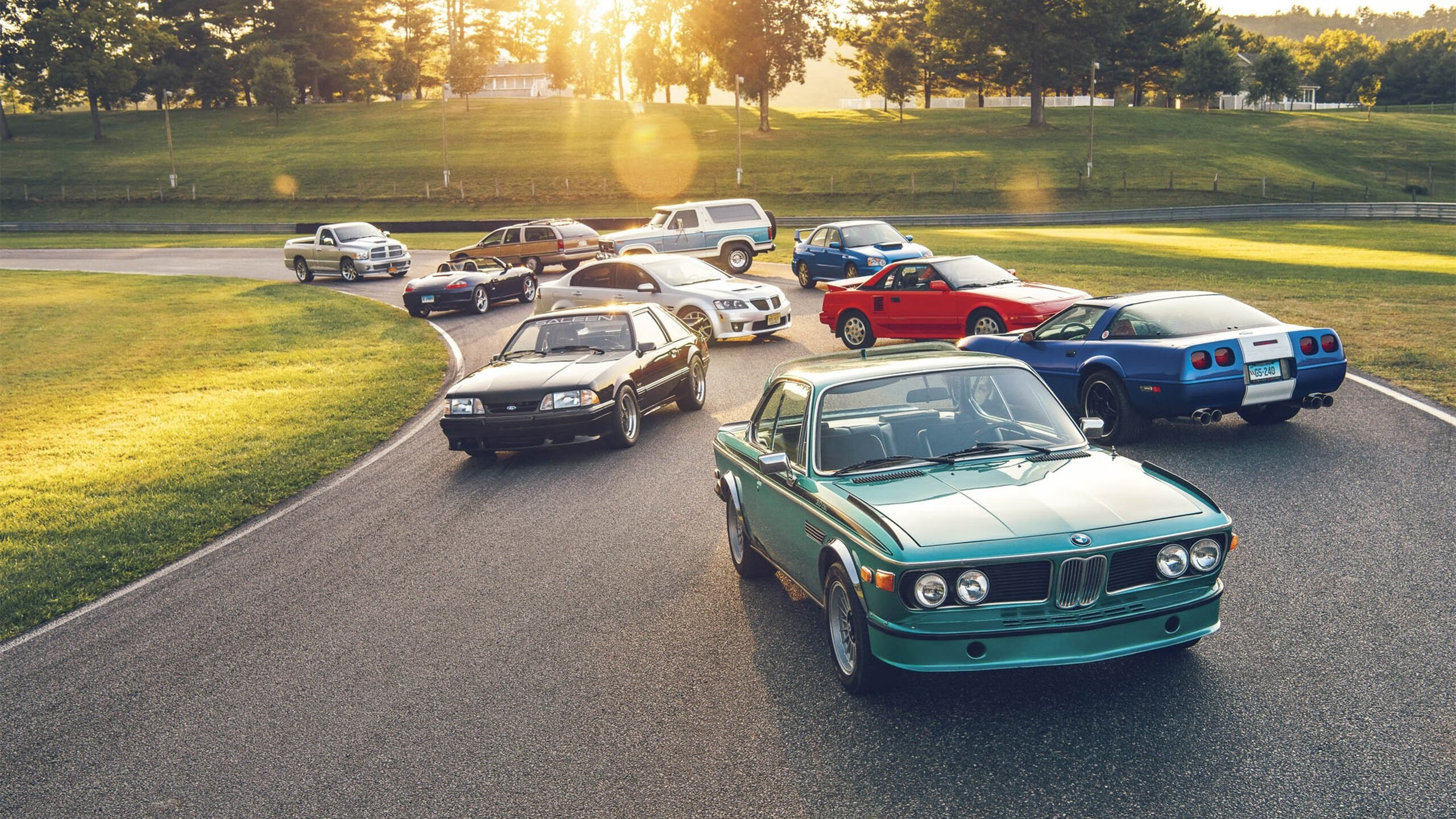 九游游戏中心官网-红色跑步节，燃烧激情迎接未来，红色跑跑