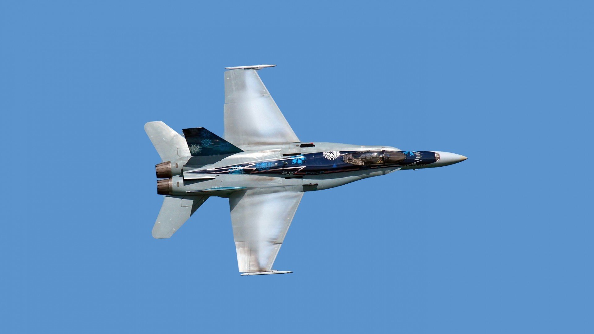 九游娱乐(jiuyou)官方网站-罗纳尔多梅开二度帮助曼联逆转胜利